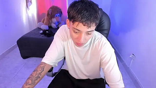 Snapshot of Wesleey-Boy chatting on 9, 3, 2026 Wesleey-Boy online show from 9, 3, 2026