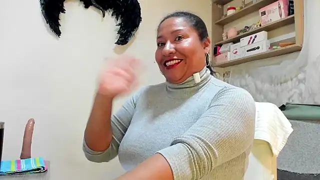 Nyomi browm online show from 2, 5, 2026