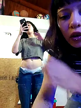 Snapshot of Liliith7 chatting on 6, 4, 2026 Liliith7 online show from 6, 4, 2026