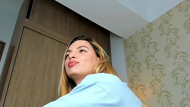 Snapshot of mahia_montenegro chatting on 1, 3, 2026 mahia montenegro online show from 1, 3, 2026