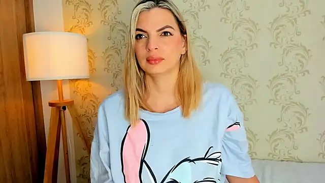 Snapshot of mahia_montenegro chatting on 1, 4, 2026 mahia montenegro online show from 1, 4, 2026