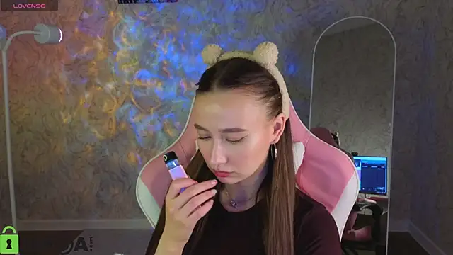 Snapshot of _Kiki_angel_ chatting on 13, 3, 2026 Kiki angel online show from 13, 3, 2026