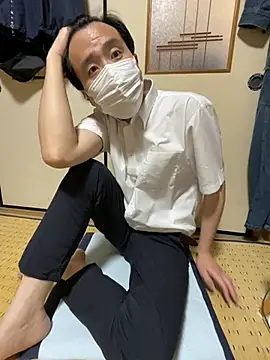 Snapshot of shizuku-kun211 chatting on 17, 5, 2026 shizuku-kun211 online show from 17, 5, 2026
