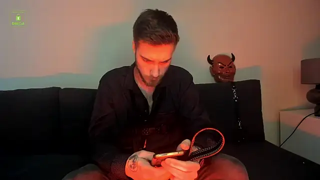 Harvey Wiliams online show from 22, 3, 2026