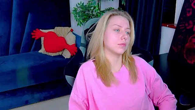 LovelyMiley online show from 17, 3, 2026