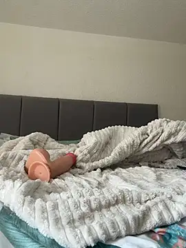 Ellyes World online show from 25, 3, 2026