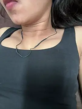 raavigirl online show from 9, 7, 2026
