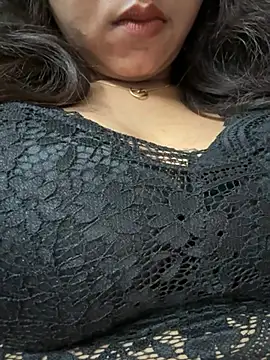 raavigirl online show from 20, 7, 2026