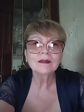 SophieBurns online show from 2, 7, 2026
