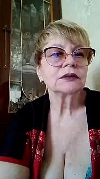 SophieBurns online show from 11, 7, 2026