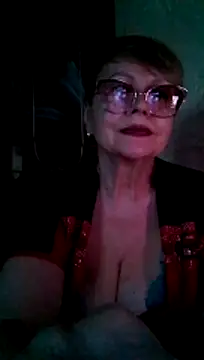 SophieBurns online show from 28, 7, 2026