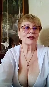 SophieBurns online show from 30, 7, 2026