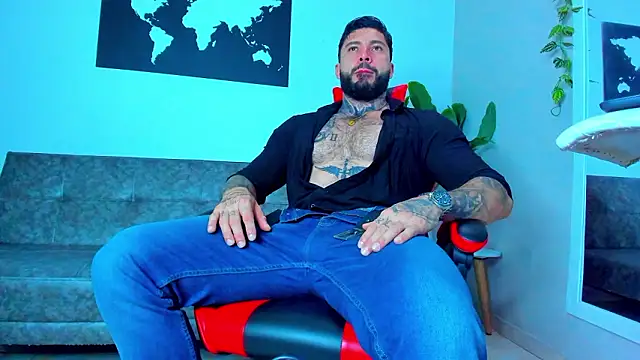 Snapshot of Alessrose chatting on 8, 3, 2026 Alessrose online show from 8, 3, 2026