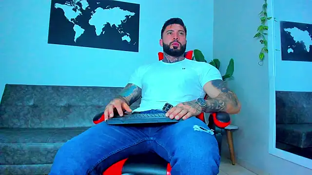 Snapshot of Alessrose chatting on 13, 3, 2026 Alessrose online show from 13, 3, 2026