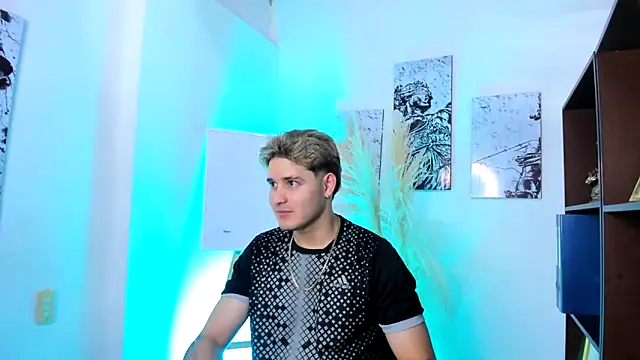 rayan linxx online show from 6, 5, 2026