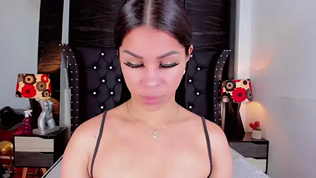 Makeyla Fox  online show from 28, 2, 2026