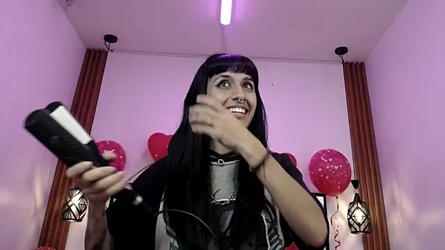 FRANCESCA LOVE  online show from 15, 2, 2026