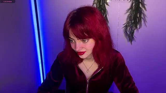 Snapshot of CassyVixen chatting on 7, 3, 2026 CassyVixen online show from 7, 3, 2026