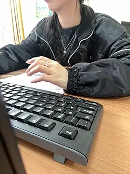 Celeste SexyY online show from 2, 3, 2026