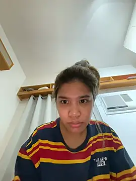 Snapshot of Avery_69 chatting on 7, 2, 2026 Avery 69 online show from 7, 2, 2026