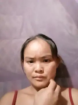 Snapshot of Luminana chatting on 9, 7, 2026 Luminana online show from 9, 7, 2026