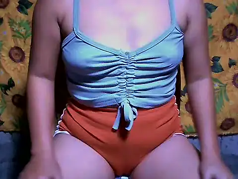 SweetHotBabe18 online show from 4, 8, 2026