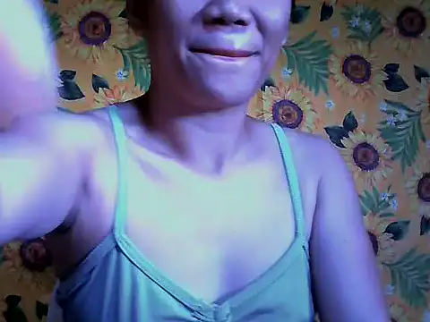 SweetHotBabe18 online show from 5, 8, 2026