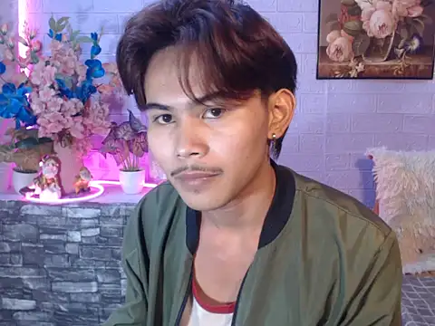 Snapshot of twink_ivanxxxx chatting on 14, 7, 2026 twink ivanxxxx online show from 14, 7, 2026