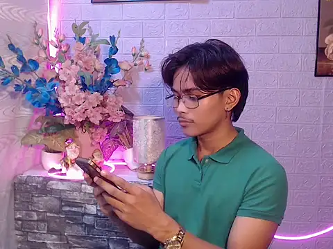 Snapshot of twink_ivanxxxx chatting on 22, 7, 2026 twink ivanxxxx online show from 22, 7, 2026