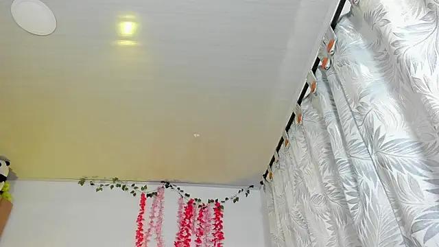 Fernanda hot   online show from 11, 5, 2026