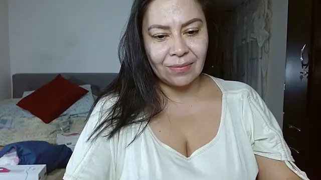 Karo sexy online show from 14, 3, 2025