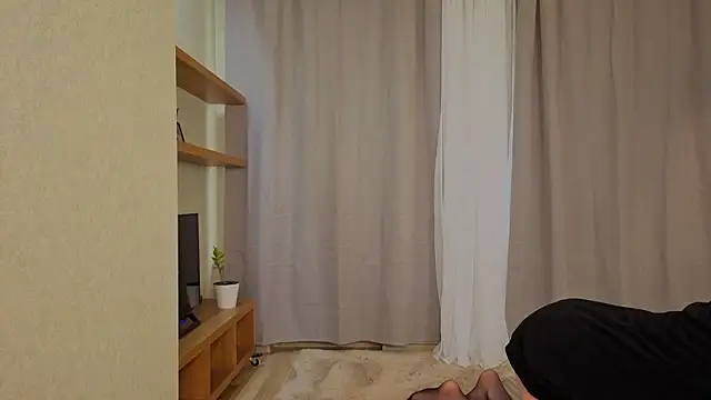 Snapshot of NikkyBee_ chatting on 18, 3, 2026 NikkyBee online show from 18, 3, 2026