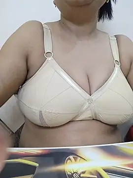 Snapshot of SexybeboX chatting on 7, 3, 2026 SexybeboX online show from 7, 3, 2026