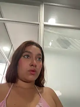 Emily Harpeer online show from 6, 2, 2026