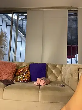 Emily Harpeer online show from 12, 7, 2026