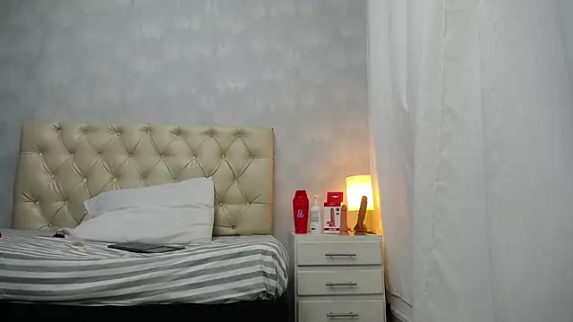 Snapshot of angelica_rober chatting on 2, 3, 2026 angelica rober online show from 2, 3, 2026