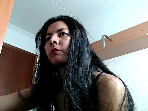 Snapshot of ZeforAitanna chatting on 10, 2, 2026 ZeforAitanna online show from 10, 2, 2026