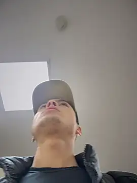 Snapshot of Eros_lee chatting on 15, 3, 2026 Eros lee online show from 15, 3, 2026