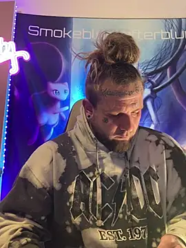 Snapshot of Smokebluntafterblunt chatting on 17, 3, 2026 Smokebluntafterblunt online show from 17, 3, 2026