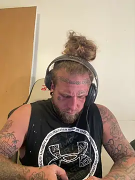 Smokebluntafterblunt online show from 31, 7, 2026