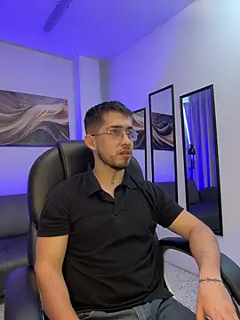 Snapshot of Tommas_Jhonson chatting on 25, 7, 2026 Tommas Jhonson online show from 25, 7, 2026