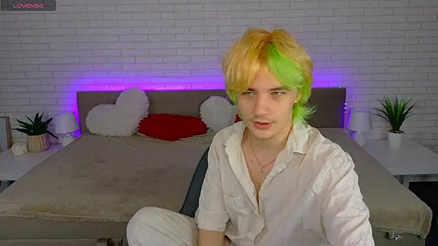 Snapshot of JameMiller chatting on 18, 3, 2026 JameMiller online show from 18, 3, 2026