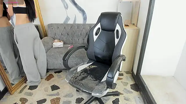 Snapshot of lorraineHunter chatting on 14, 3, 2026 lorraineHunter online show from 14, 3, 2026