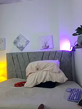 Wild lilhyy online show from 7, 5, 2026