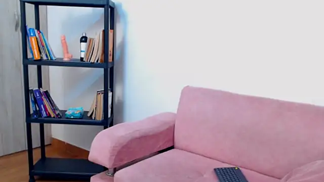 Kitty f00x online show from 30, 4, 2026