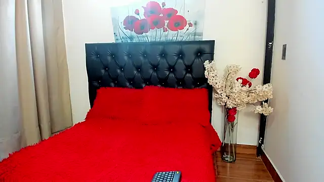 Snapshot of Kitty_f00x chatting on 13, 7, 2026 Kitty f00x online show from 13, 7, 2026