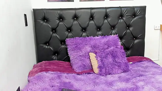 Snapshot of Kitty_f00x chatting on 22, 7, 2026 Kitty f00x online show from 22, 7, 2026