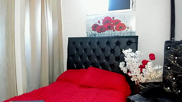 Snapshot of Kitty_f00x chatting on 3, 8, 2026 Kitty f00x online show from 3, 8, 2026