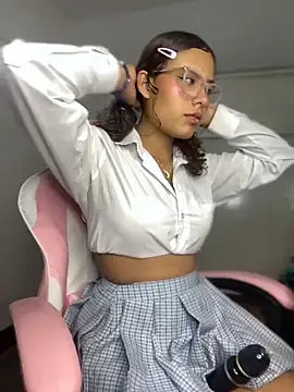 Snapshot of Rylia chatting on 5, 3, 2026 Rylia online show from 5, 3, 2026