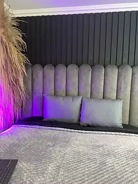 Nanda vixen  online show from 5, 5, 2026